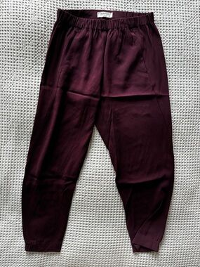 Aritzia Babaton Dexter Pant – Wine Burgundy – XS